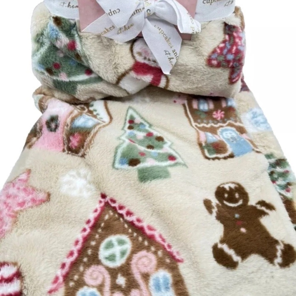 Cupcakes & Cashmere Faux Fur Gingerbread House Throw Blanket Christmas 2024